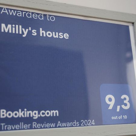 Milly'S House Apartment Napoli Bagian luar foto