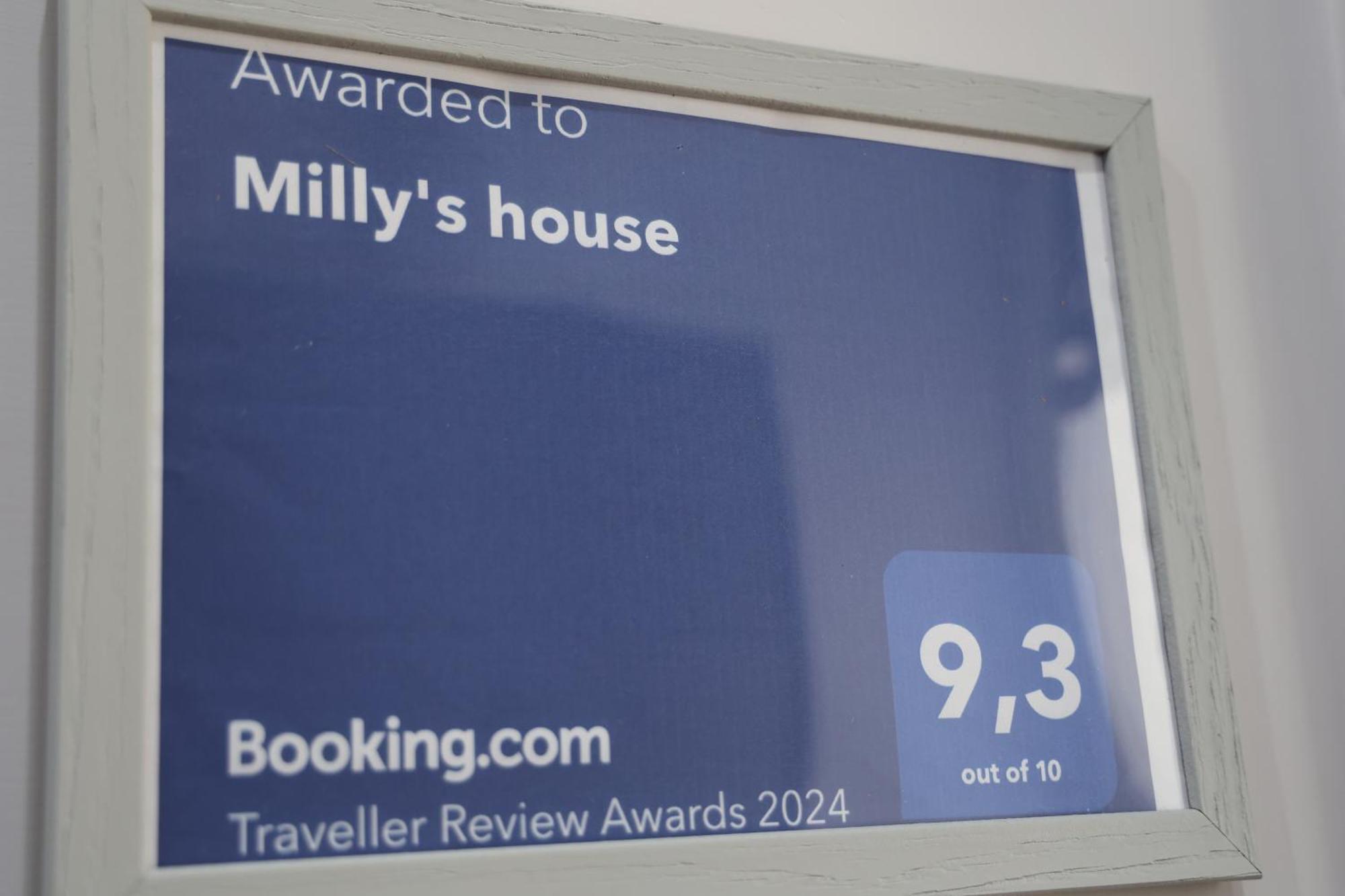 Milly'S House Apartment Napoli Bagian luar foto