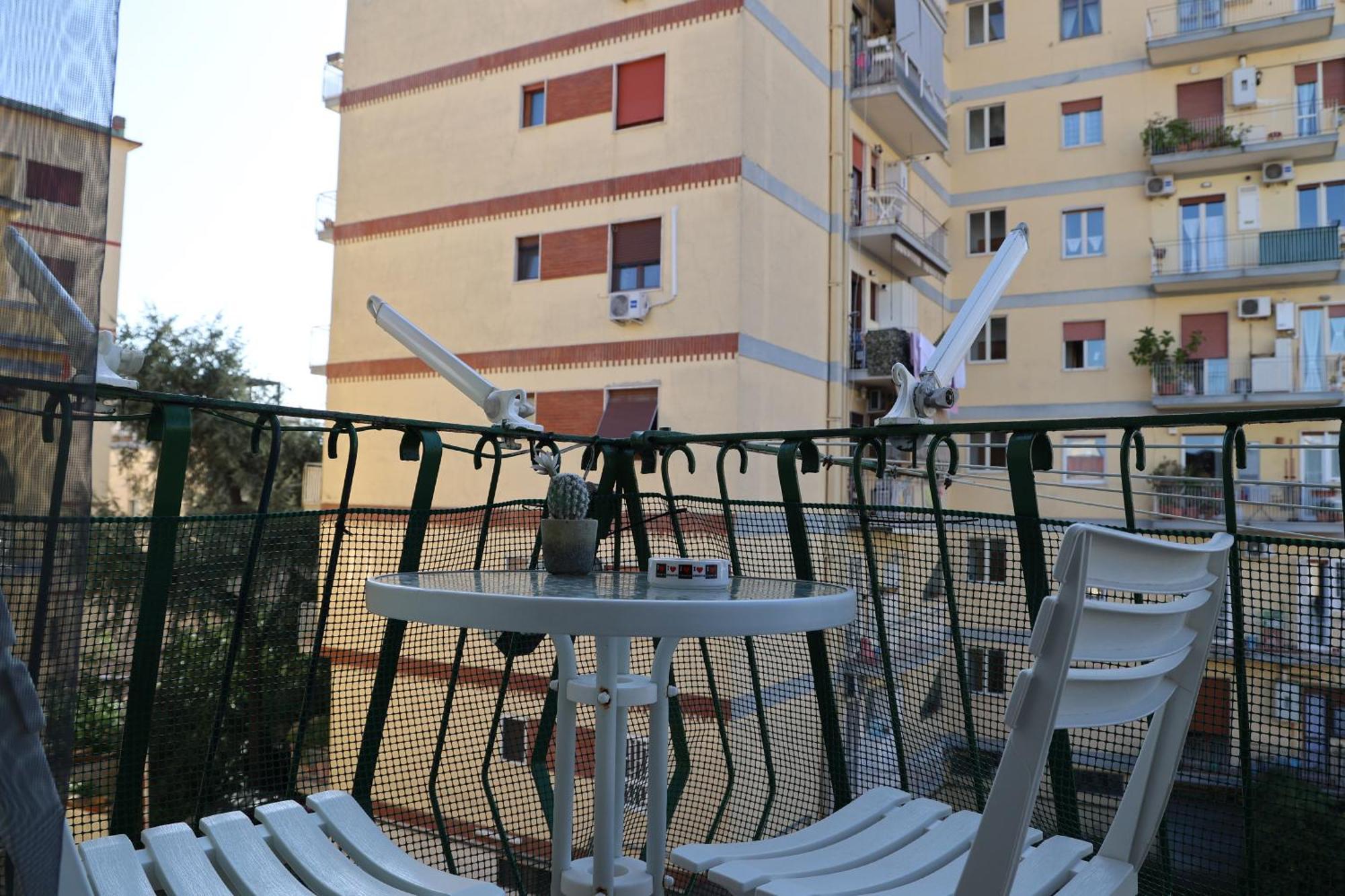 Milly'S House Apartment Napoli Bagian luar foto