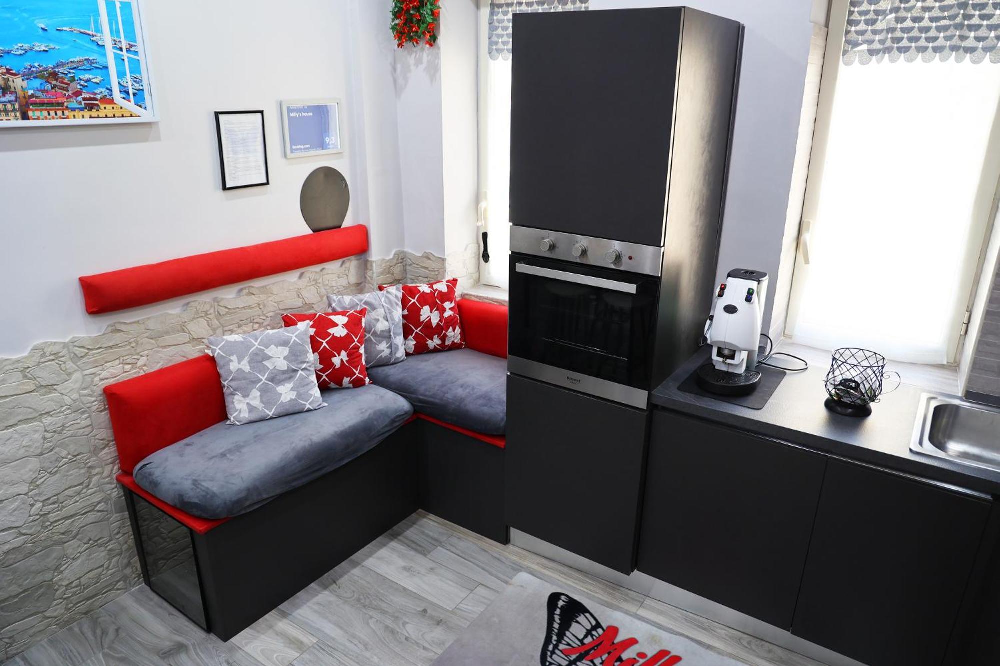 Milly'S House Apartment Napoli Bagian luar foto
